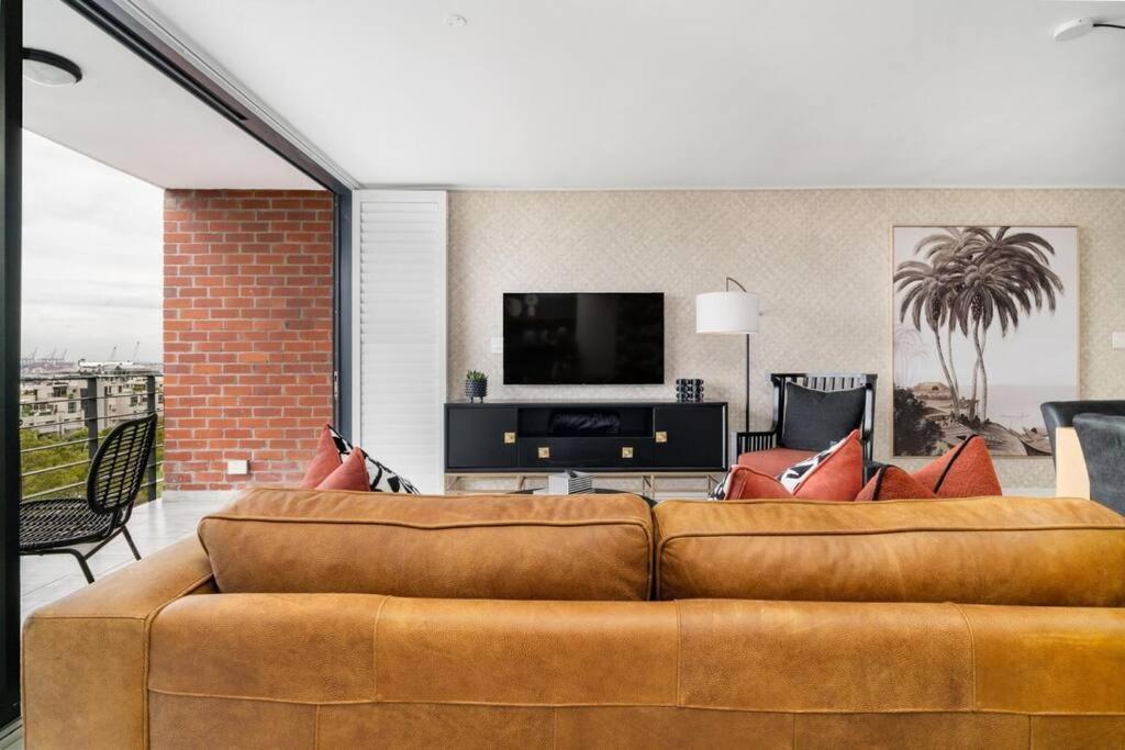 Styled Top Floor Apartment, With Back-Up Power ケープタウン エクステリア 写真